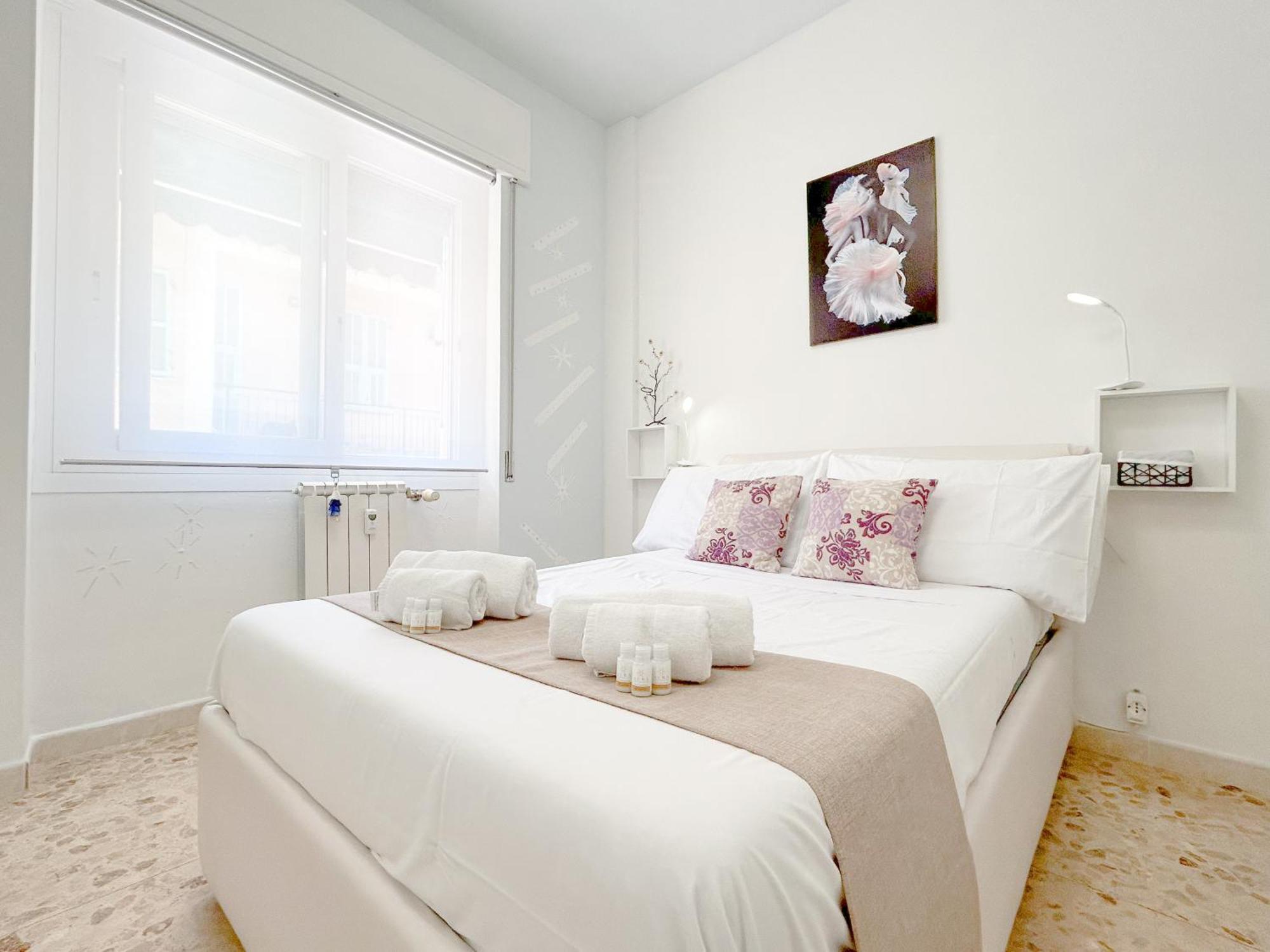 Ferienwohnung Elegant House - Centro - 400Mt Dal Mare Ventimiglia Exterior foto
